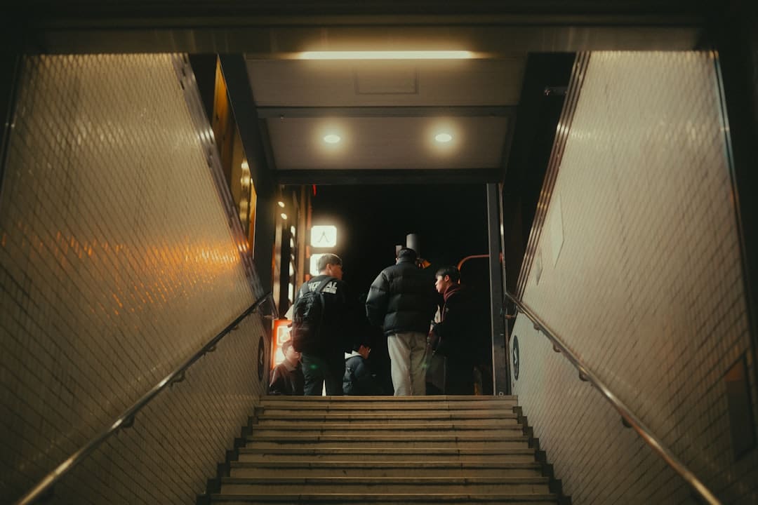 三甲医生回应易烊千玺刮痧高烧 刮痧后洗澡需谨慎